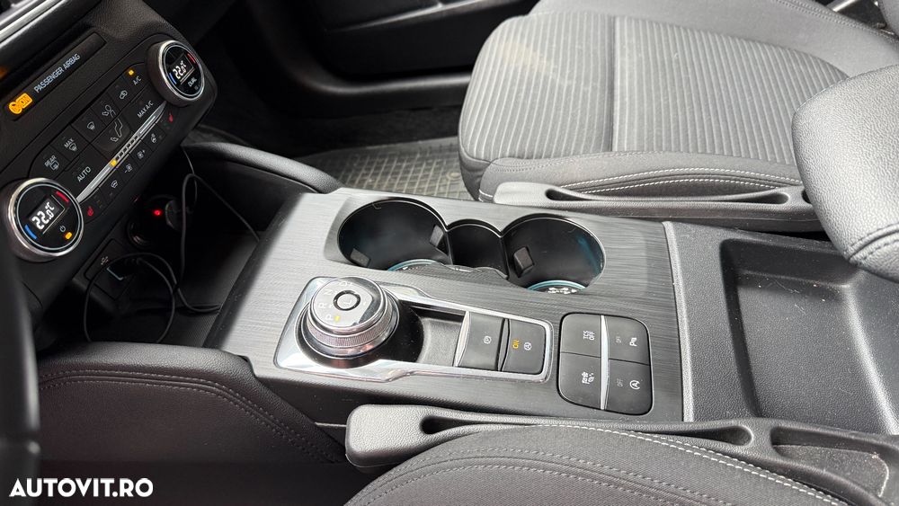 Ford Focus 1.0 EcoBoost Active - 9