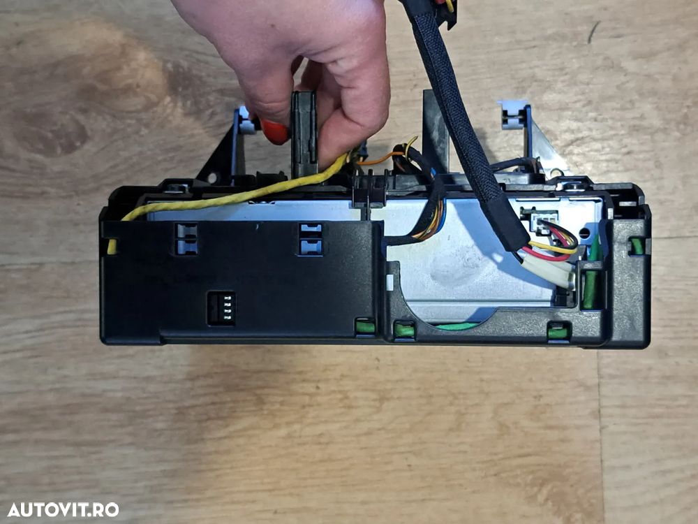 Panou comenzi Consolă Centrală Mercedes W211 E-Class FULL OPTIONS (Scaune Ventilate/Încălzite) + Magazie 6 CD – Lemn Rădăcină Nuc – Cod A2116800552 - 6