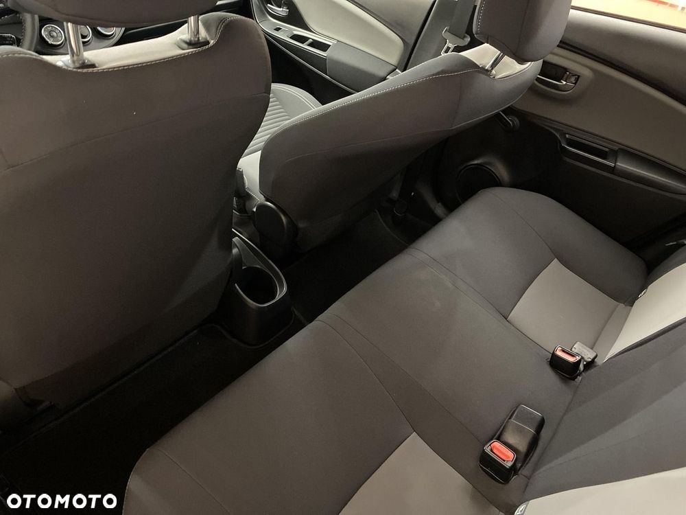 Toyota Yaris - 11