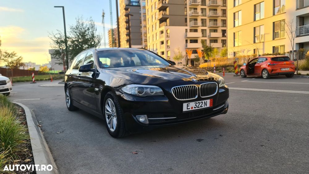 BMW Seria 5 520d Touring Aut. - 2