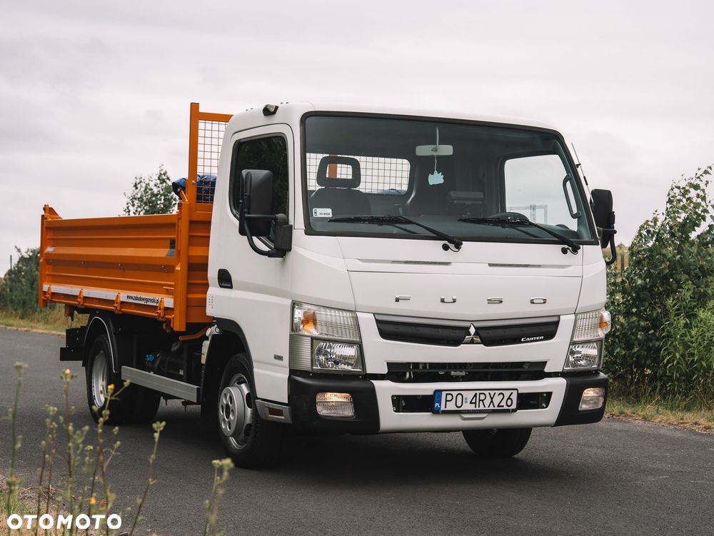 Mitsubishi Fuso Canter - 1