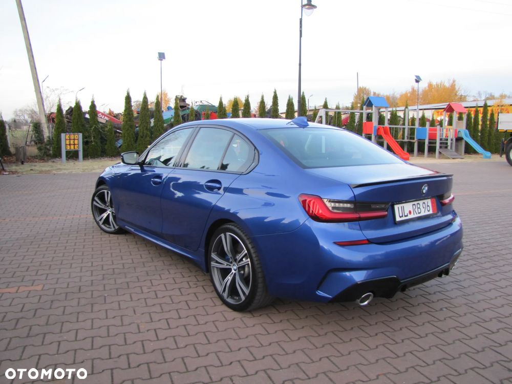 BMW Seria 3 320d M Sport Sport - 8