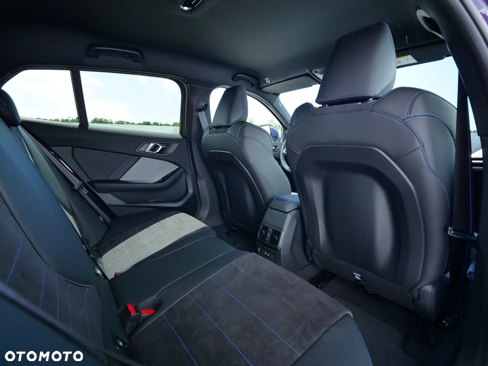 BMW Seria 1 123 mHEV xDrive - 37