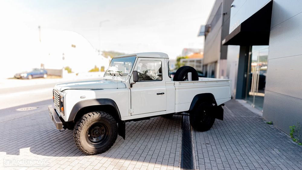 Land Rover Defender - 5