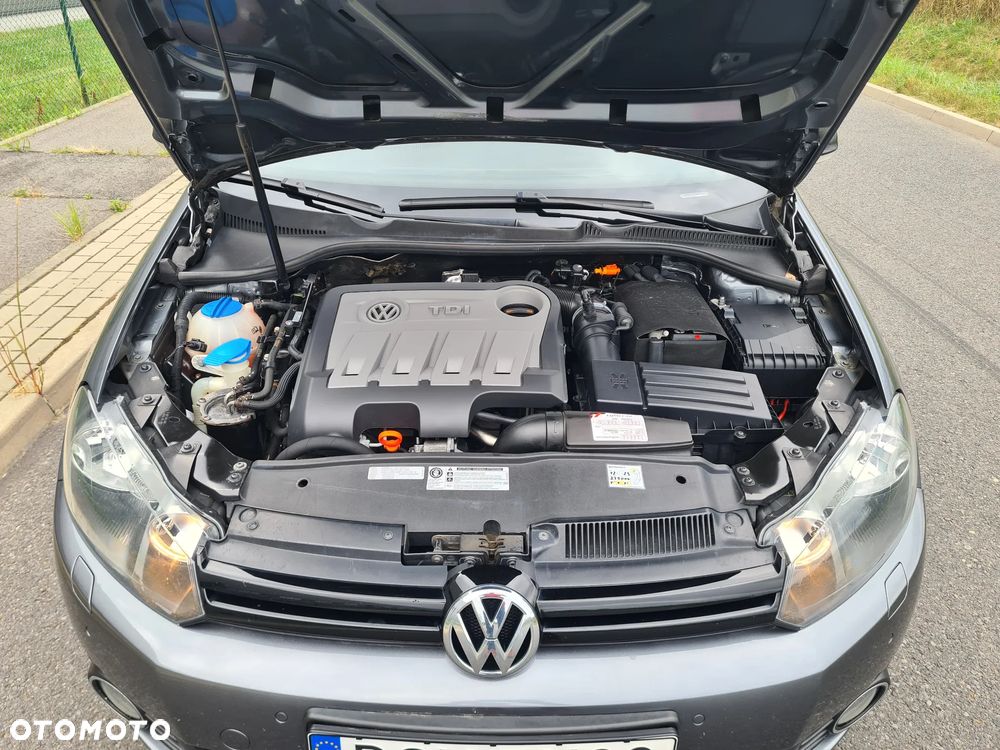 Volkswagen Golf 2.0 TDI DPF BlueMotion Technology MATCH - 11