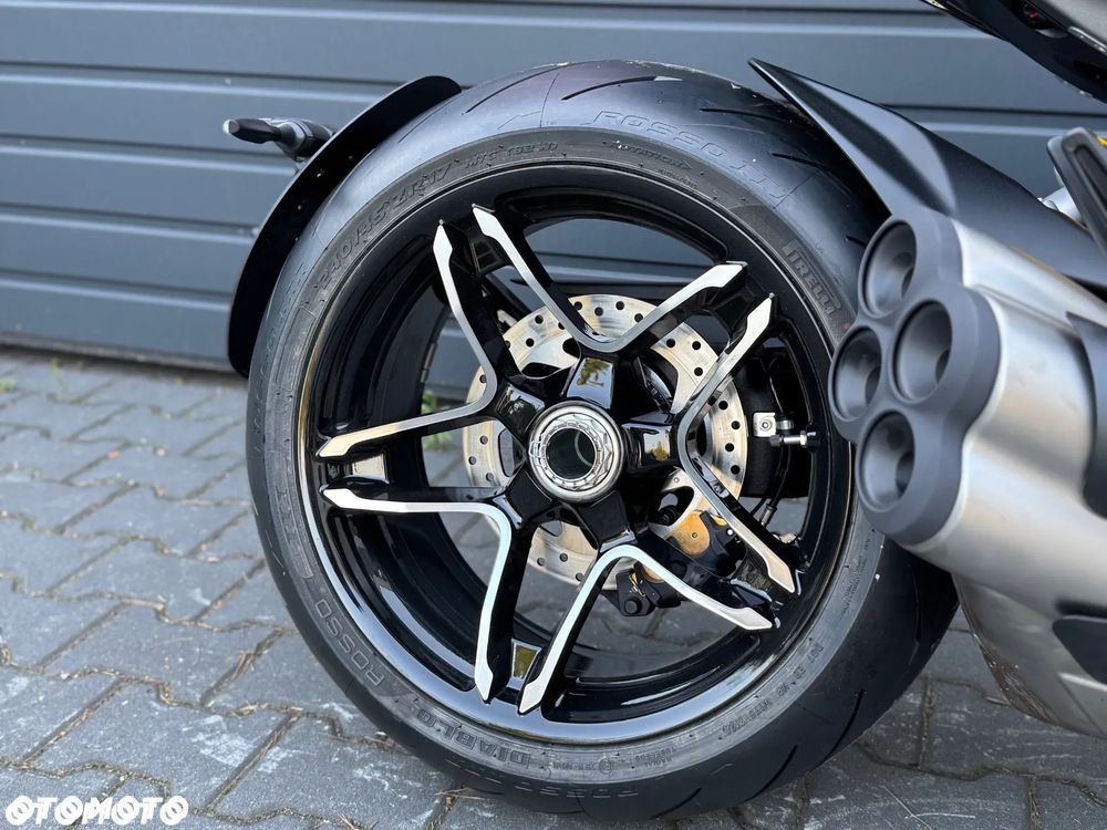 Ducati Diavel - 7