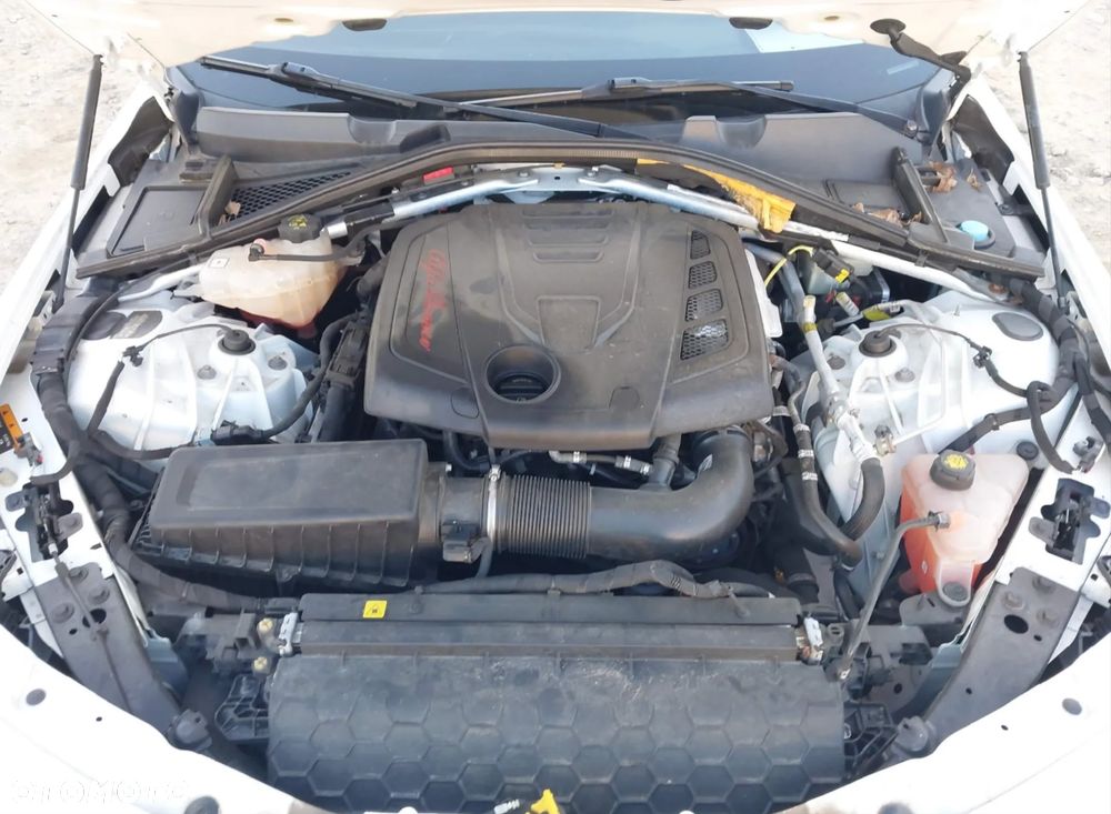 Alfa Romeo Giulia 2.0 Turbo 16V AT8 Veloce Ti - 11