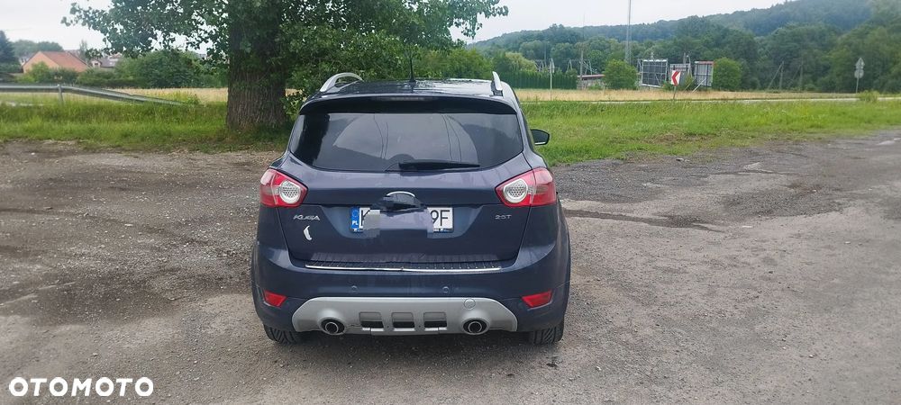 Ford Kuga - 2