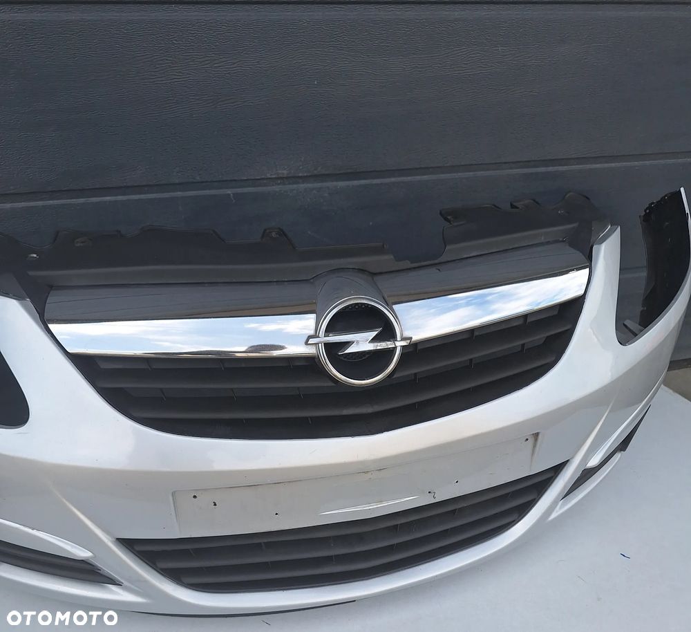 GRILL ,ATRAPA - OPEL CORSA D EUROPA - 2