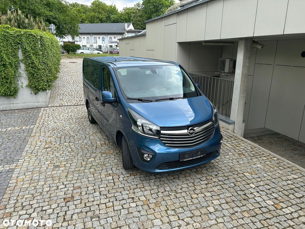 Opel Vivaro - 2