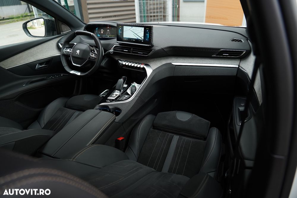 Peugeot 3008 PHEV EAT8 4X4 GT Pack - 21