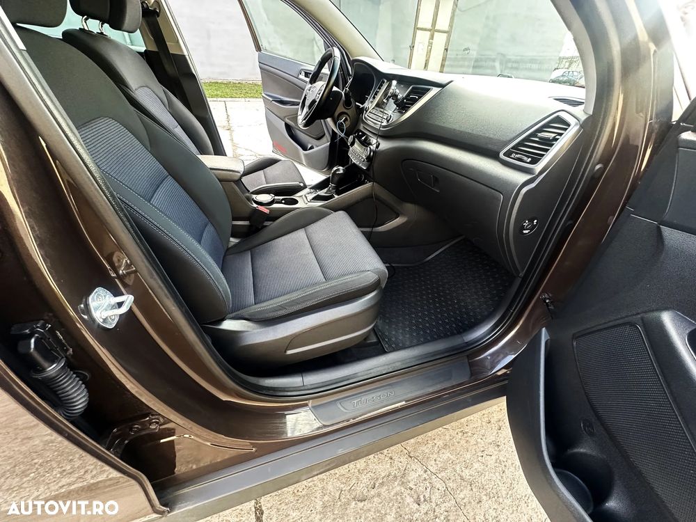 Hyundai Tucson 2.0 CRDI 4WD Automatik Advantage - 10