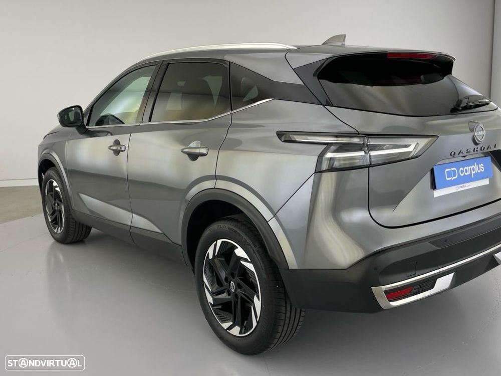 Nissan Qashqai 1.3 DIG-T Advance Xtronic - 24