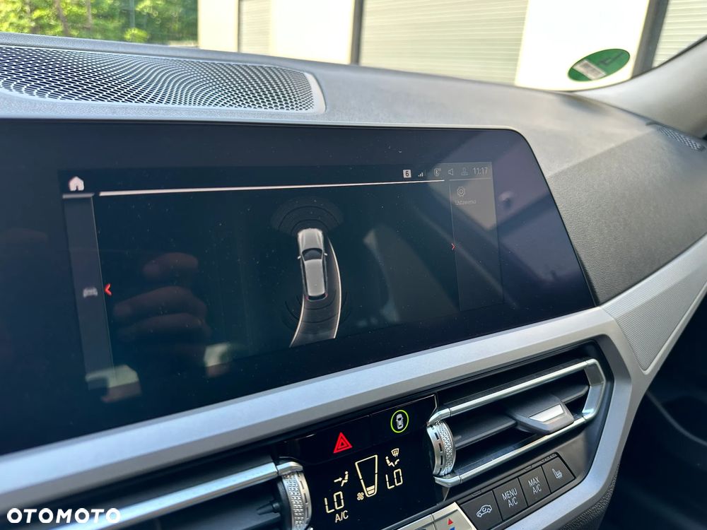 BMW Seria 3 320d xDrive MHEV Sport Line - 32