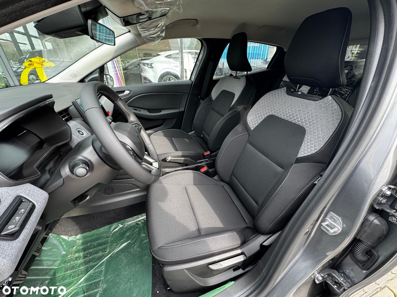 Renault Clio - 14