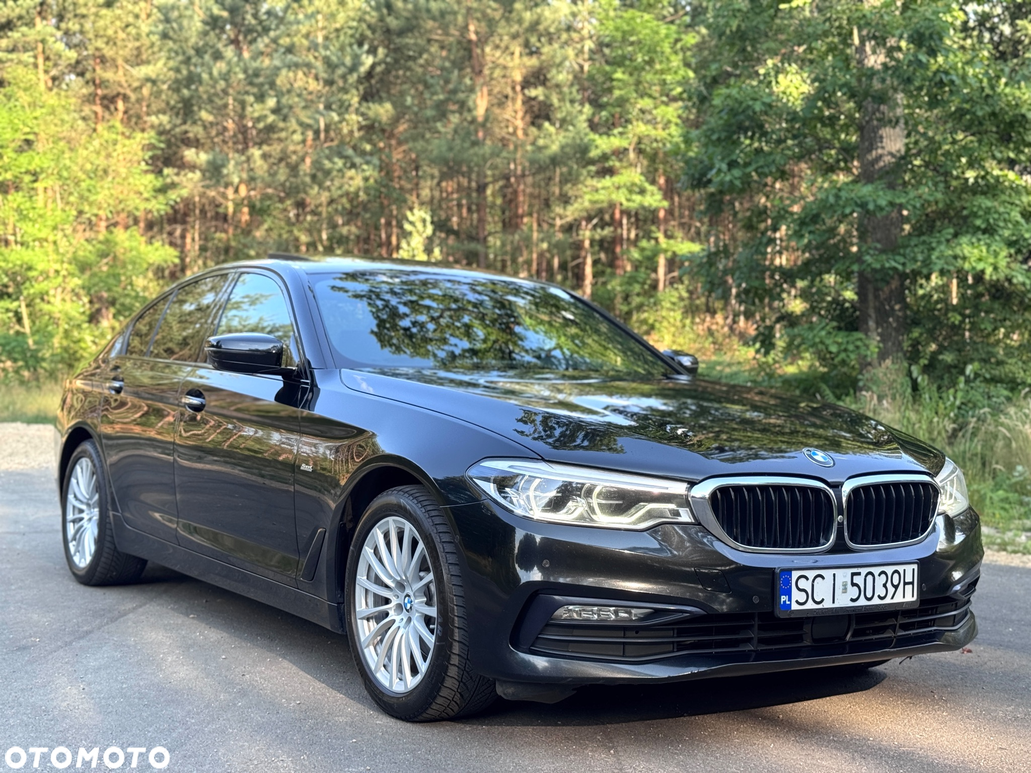 BMW Seria 5 520d Sport Line - 4