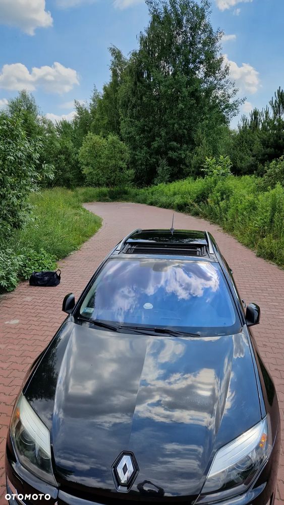 Renault Laguna 2.0 dCi Initiale - 10
