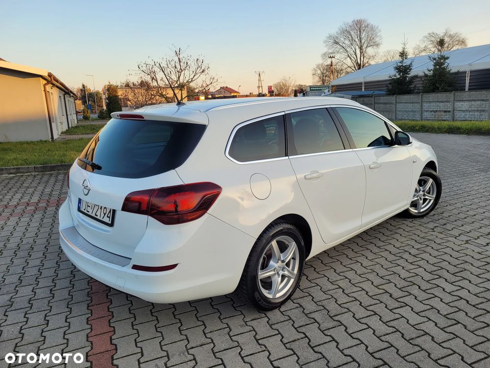 Opel Astra 1.4 Turbo Sports Tourer - 34