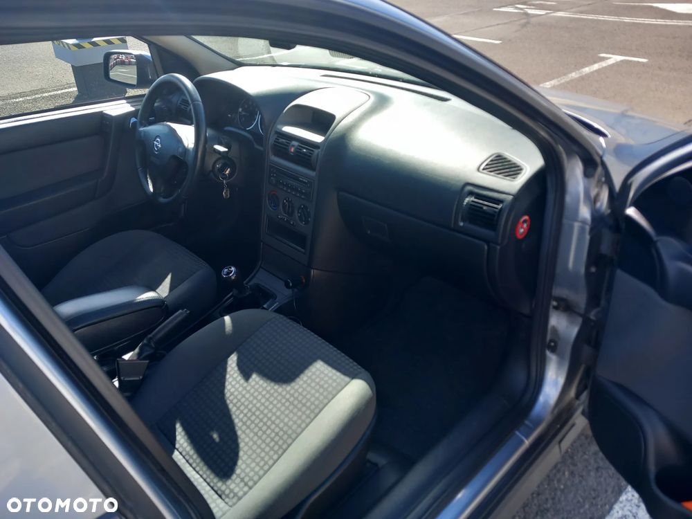 Opel Astra - 6