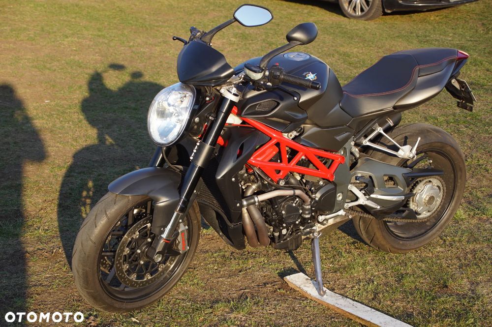 MV AGUSTA Brutale - 20