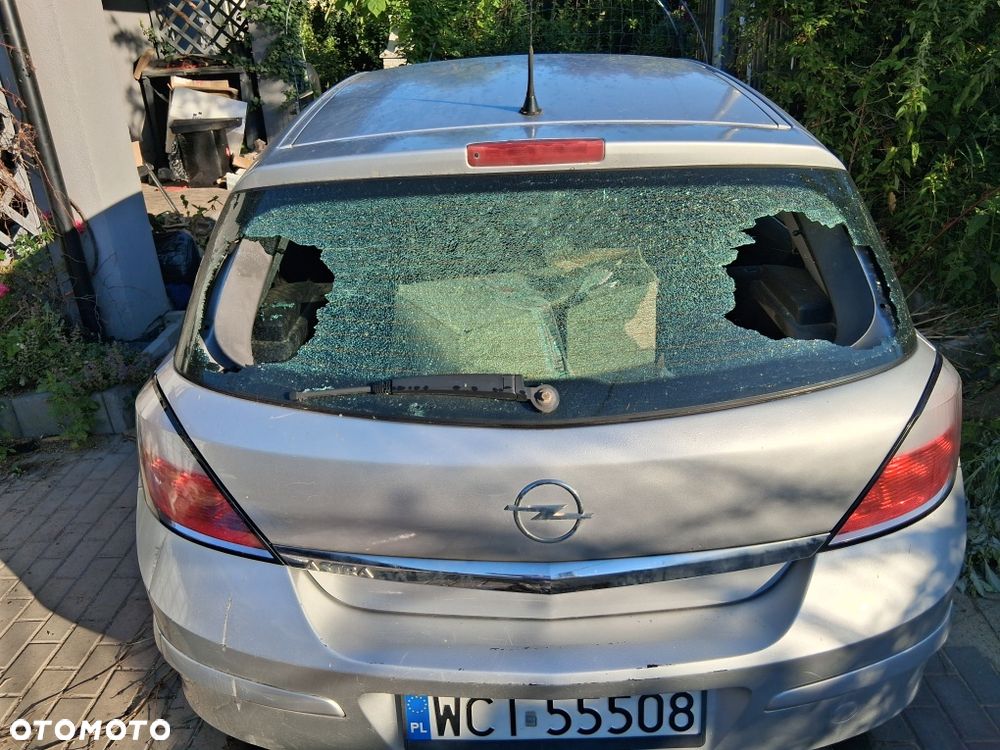 Opel Astra - 2