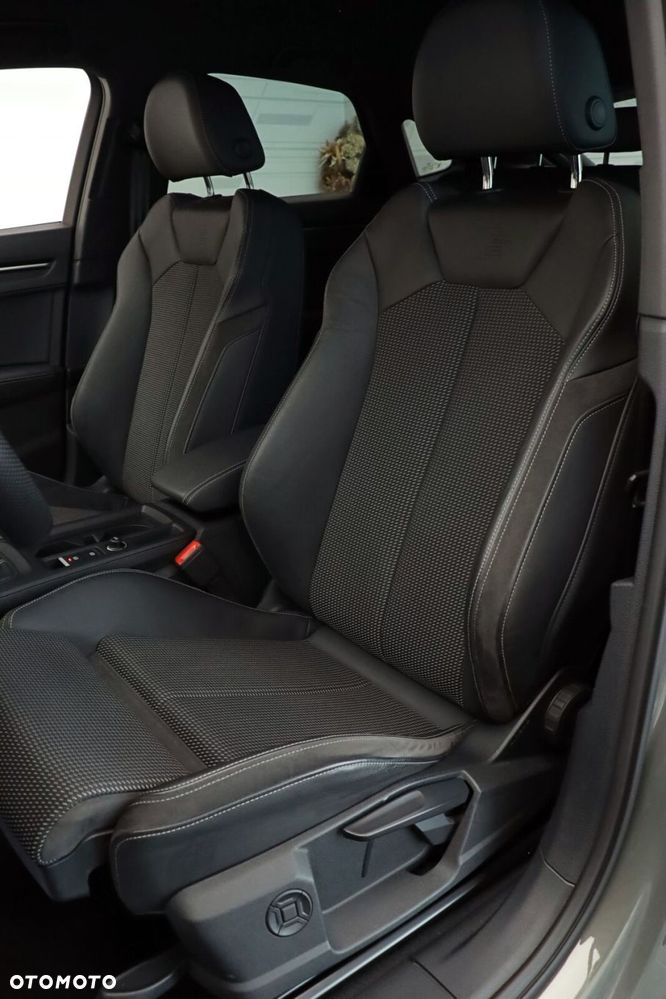 Audi Q3 - 19