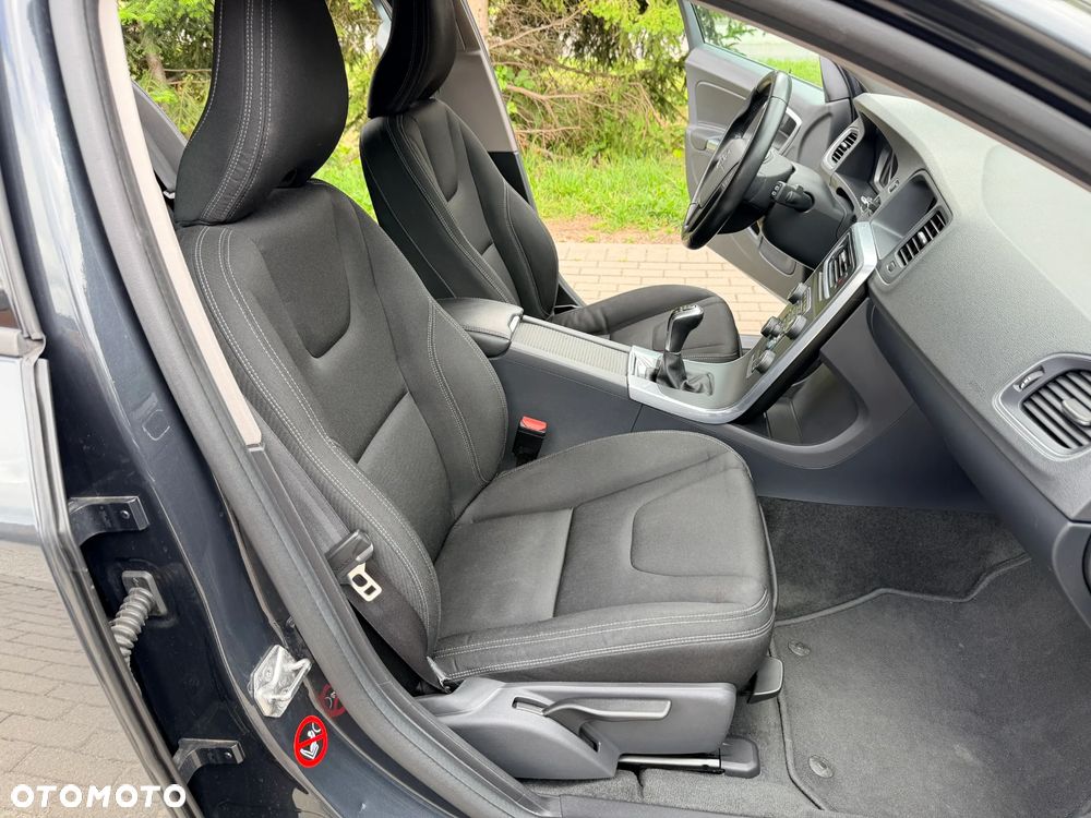 Volvo V60 D2 Drive-E Kinetic - 16