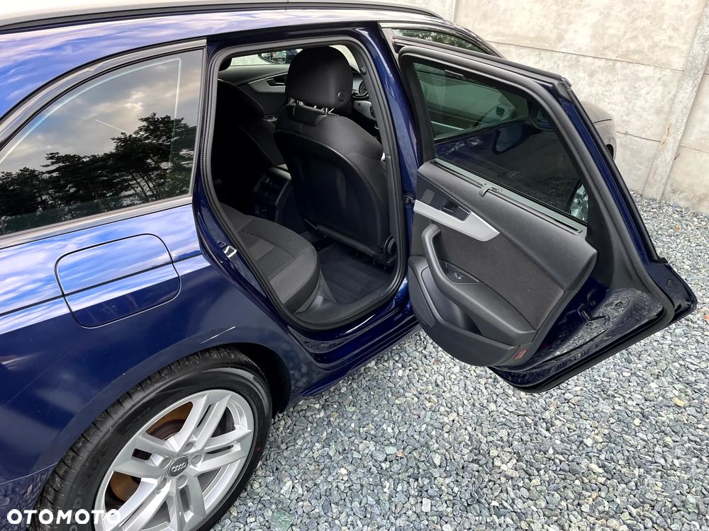 Audi A4 Avant - 20