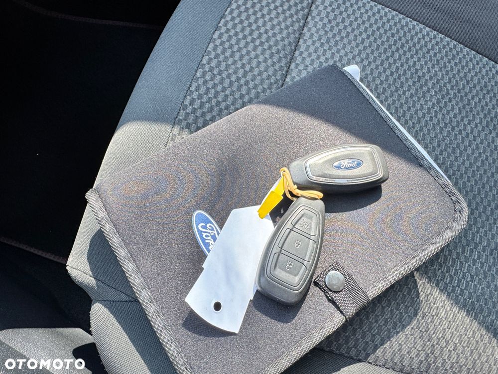 Ford Fiesta ver-1-5-tdci-s-s-st--line-x - 30