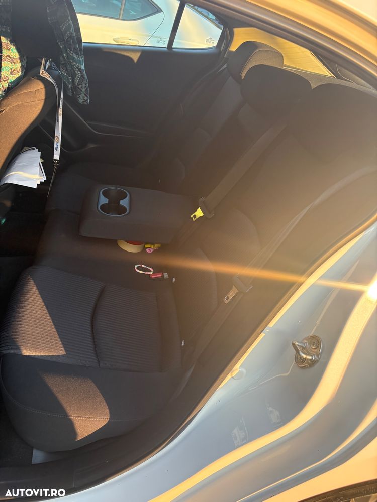 Mazda 3 - 6