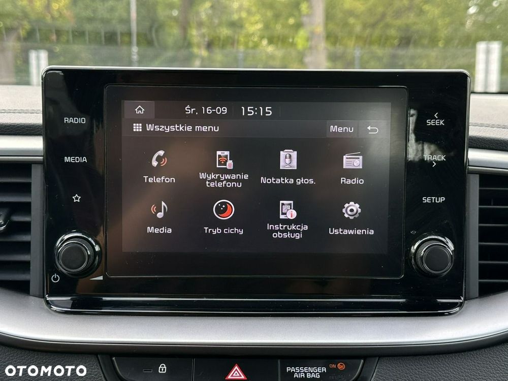 Kia Ceed - 24