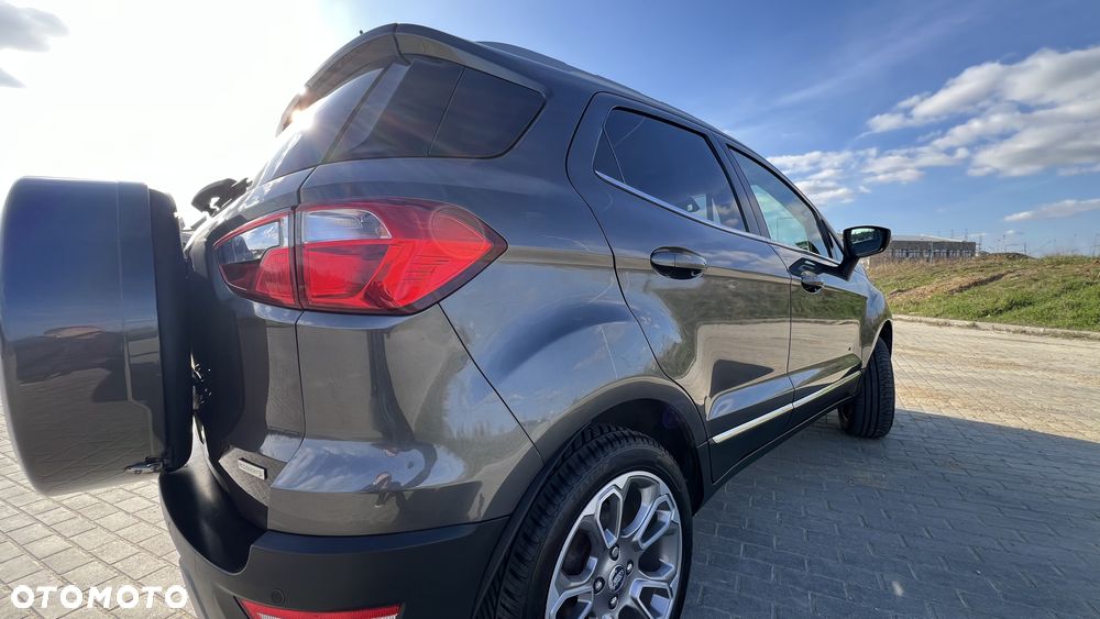 Ford EcoSport - 10