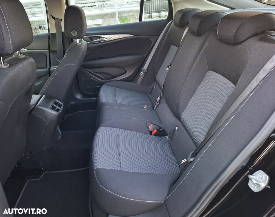 Opel Insignia 1.5 Automatik Business Edition - 11