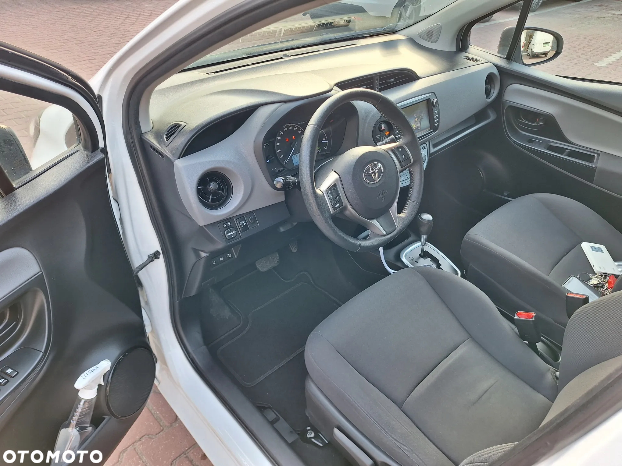 Toyota Yaris - 5