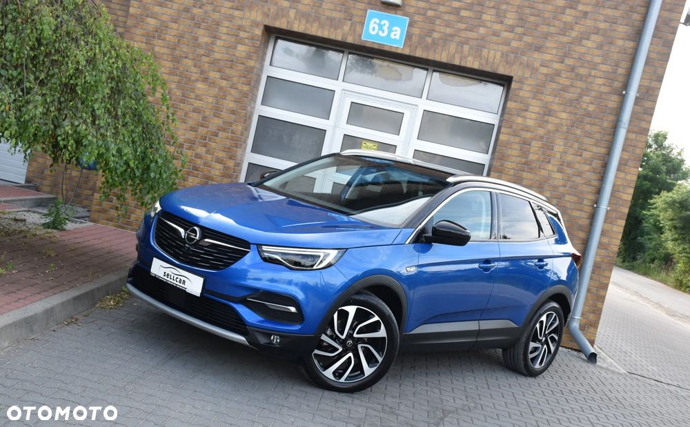 Opel Grandland X 1.2 Start/Stop Business Elegance - 2