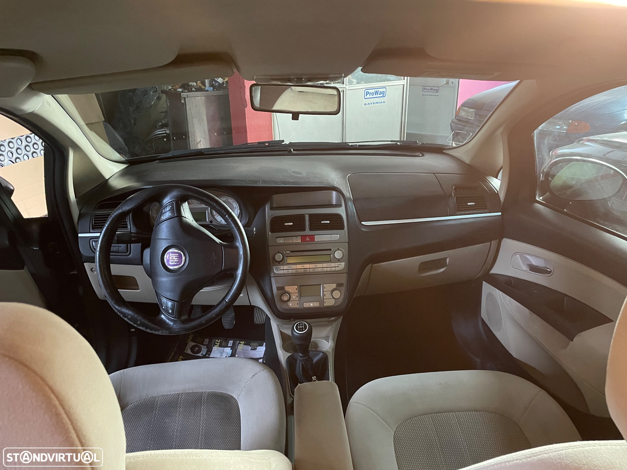 Fiat Linea 1.3 M-Jet Emotion - 11