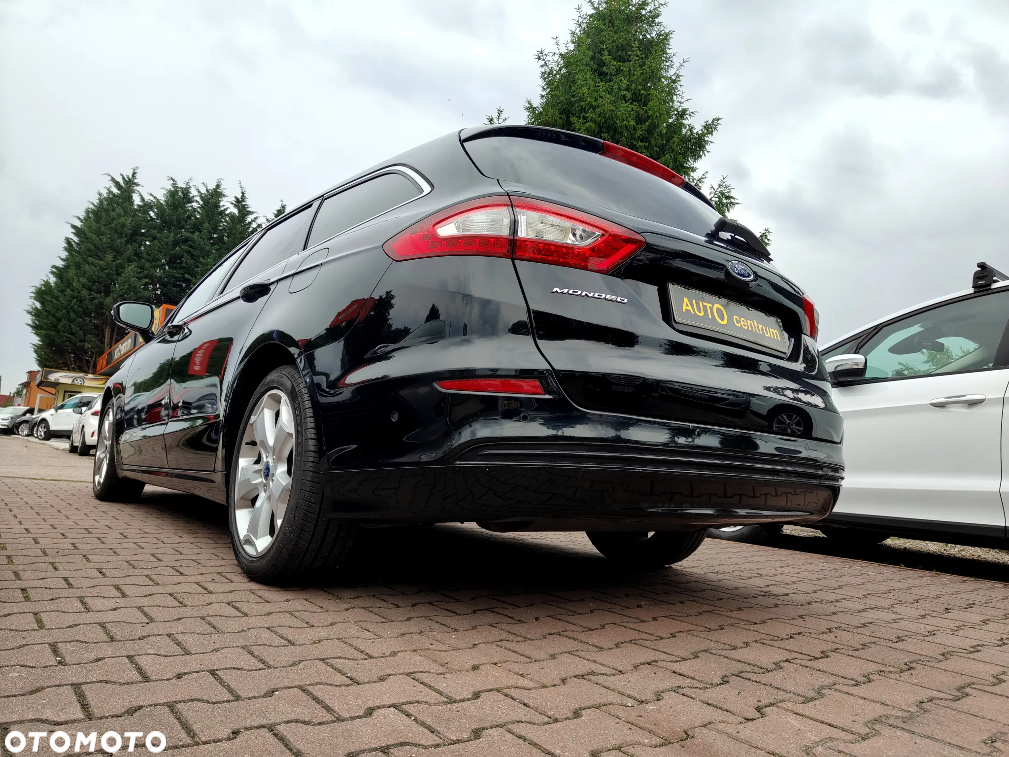 Ford Mondeo 2.0 TDCi Titanium - 14