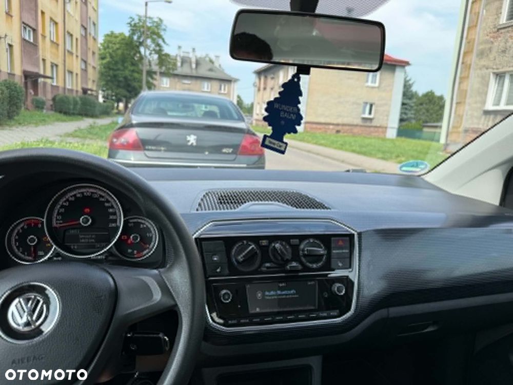 Volkswagen up! move - 11