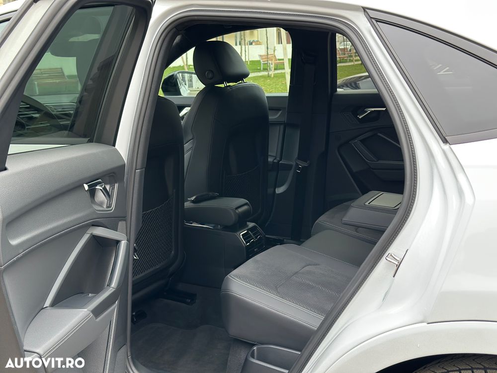 Audi Q3 40 TDI Sportback quattro S tronic S line - 37