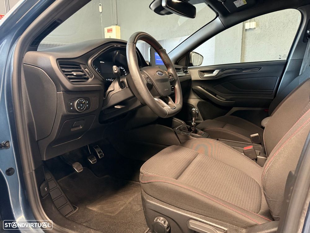 Ford Focus 1.5 TDCi ECOBlue ST-Line - 14