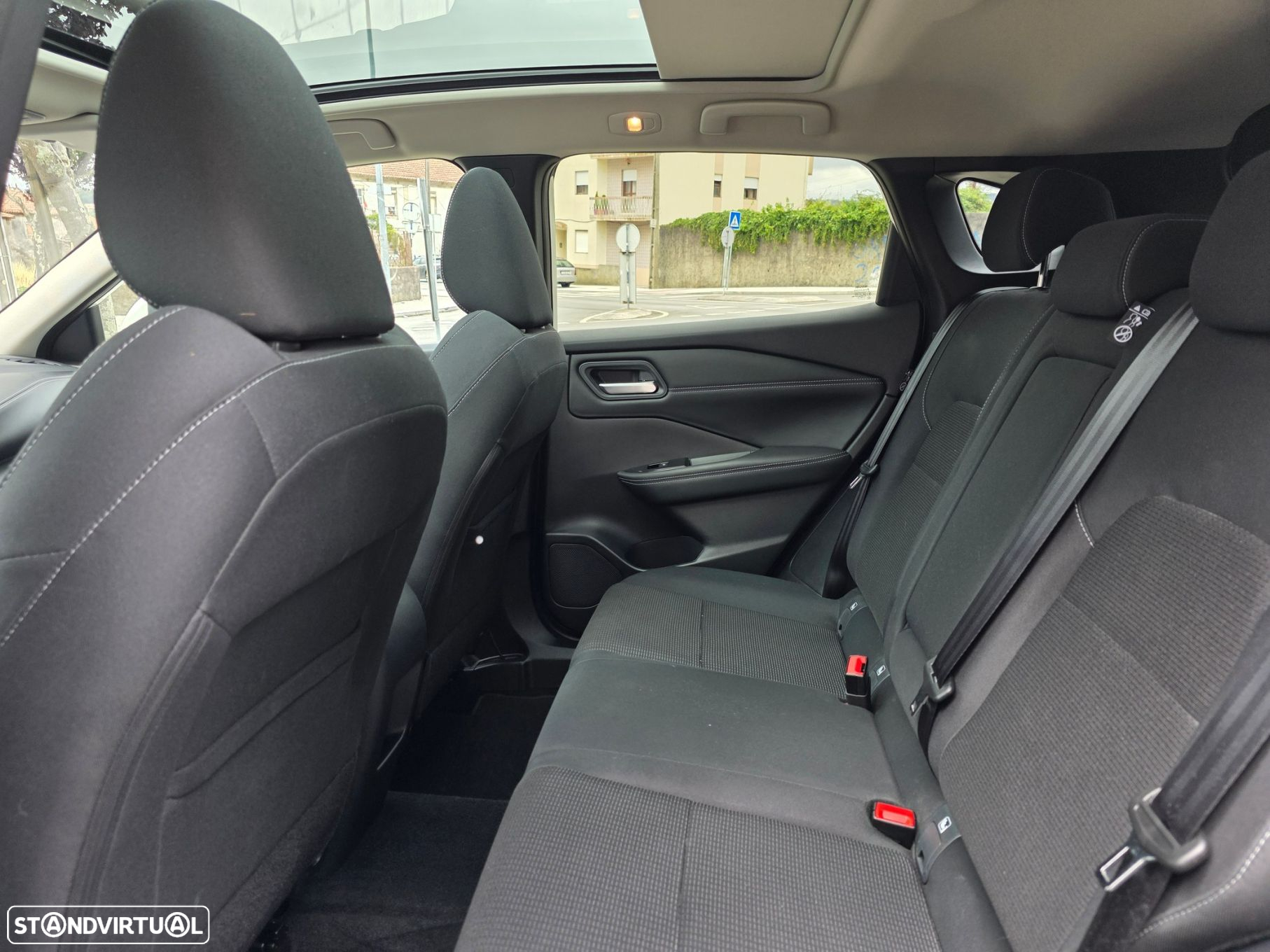 Nissan Qashqai 1.3 DIG-T Acenta LED+R - 27