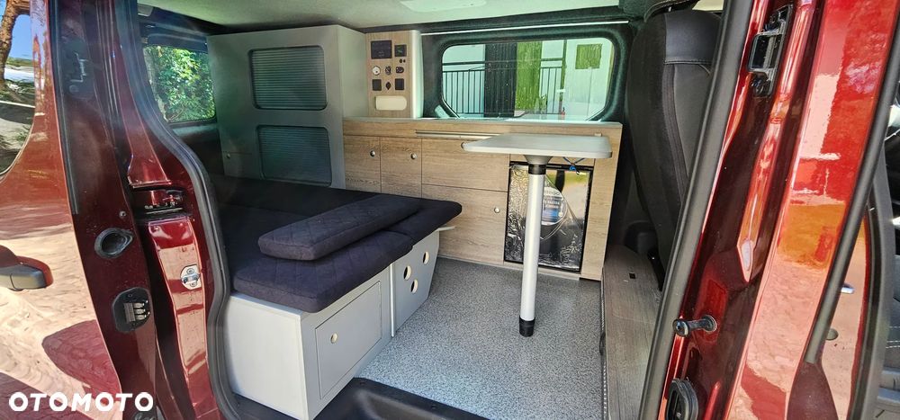 Renault Trafic - 12
