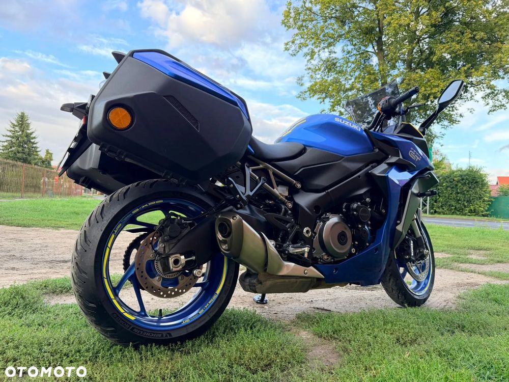 Suzuki GSX - 14