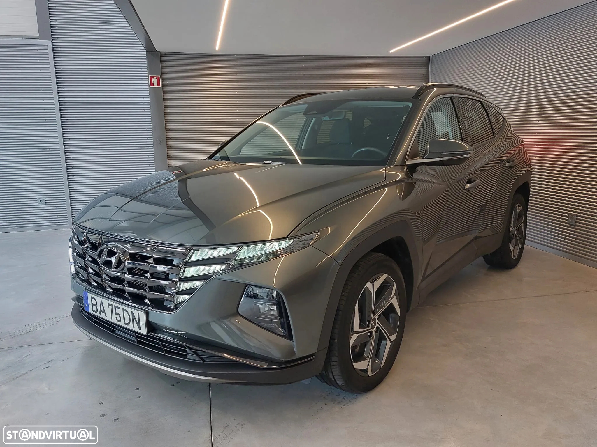 Hyundai Tucson 1.6 T-GDI HEV Vanguard - 3