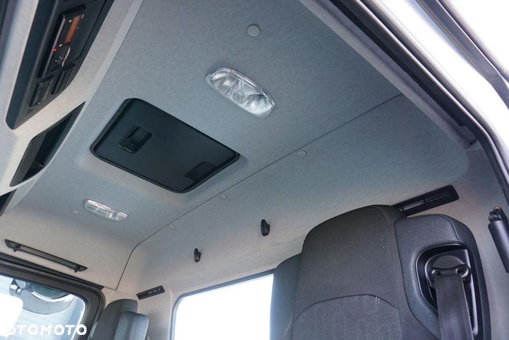 Mercedes-Benz AROCS / 2643 / 6 X 4 / SKRZYNIOWY + HDS / HIAB 228 E – 4 / WYS. 13 M - 17