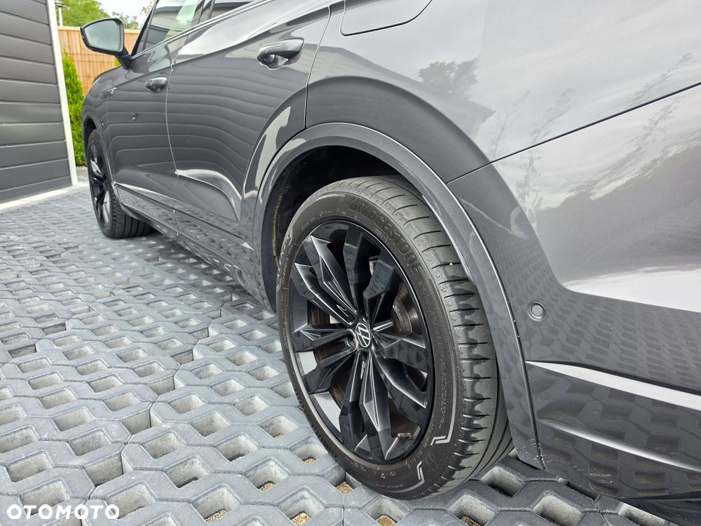 Volkswagen Touareg 3.0 V6 TFSI 4Motion R-Line - 9
