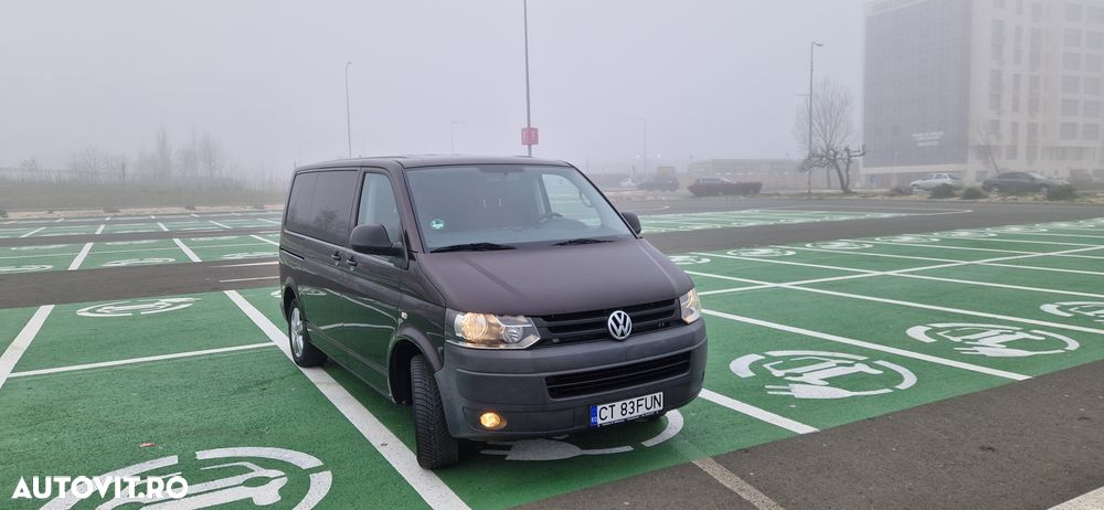 Volkswagen Multivan - 1