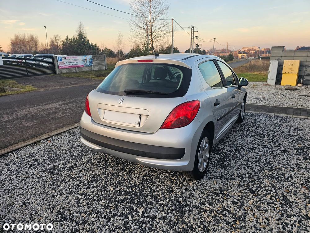 Peugeot 207 1.4 Presence - 5