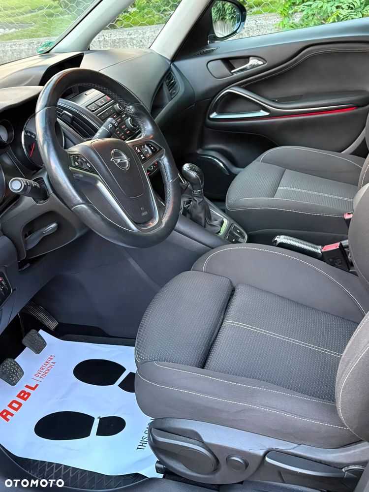 Opel Zafira 1.4 T Cosmo EcoFLEX S&S EU6 - 9