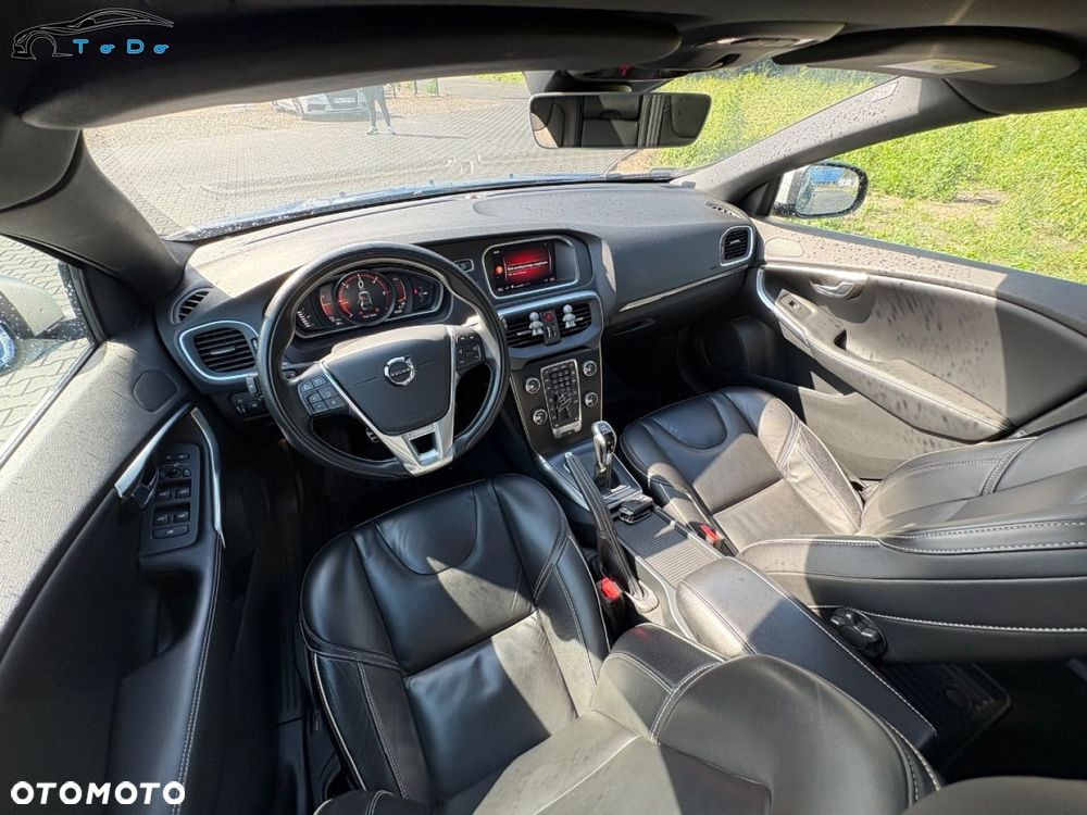 Volvo V40 D3 R-Design Kinetic - 25